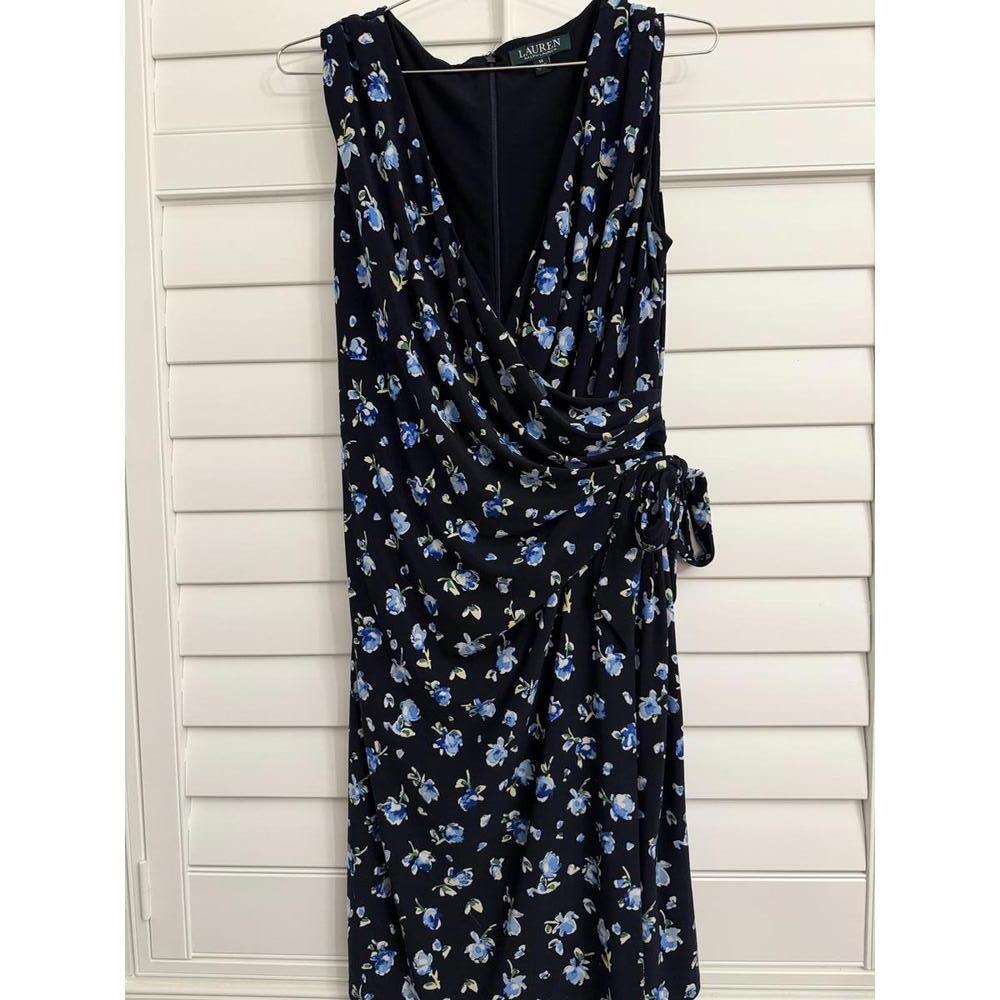 Lauren Ralph Lauren floral jersey wrap-style dress in navy blue - Picture 2 of 8